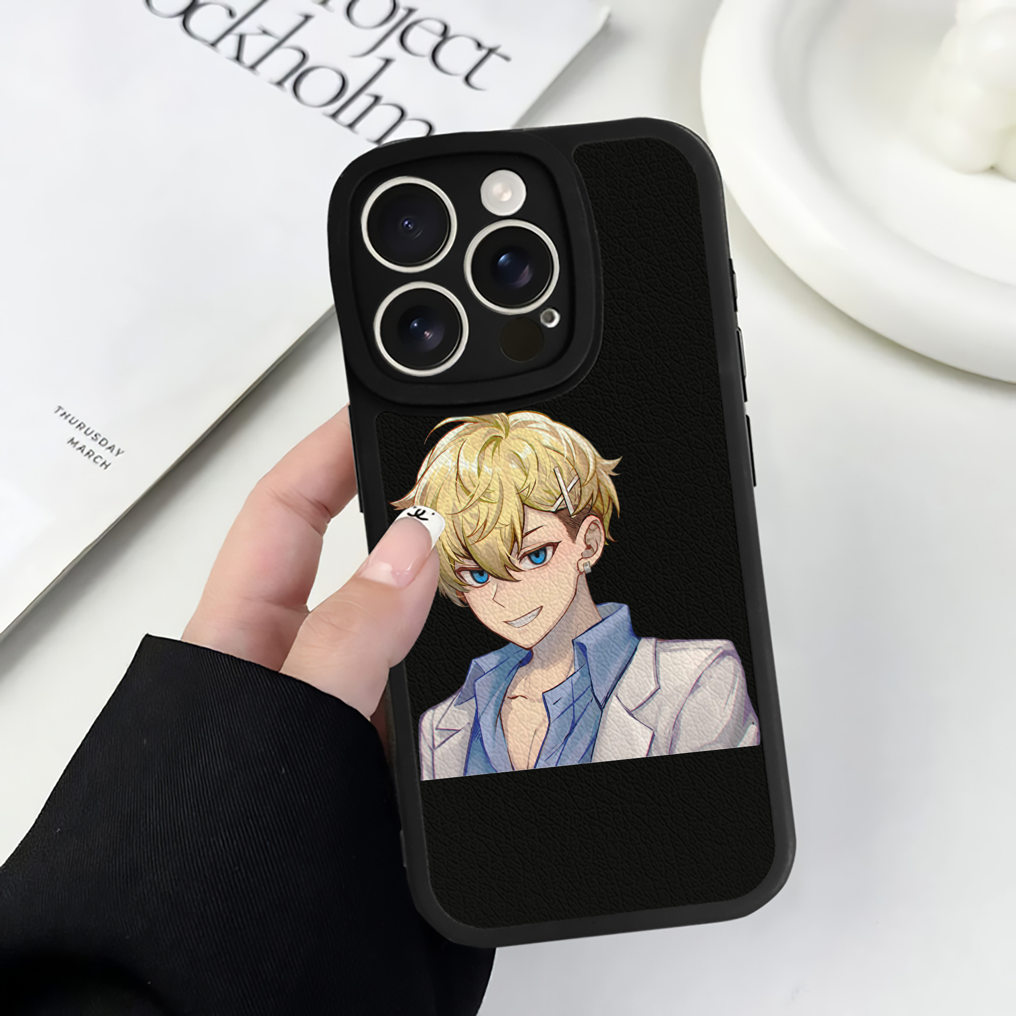 （画像用） 東京リベンジャーズ Tokyo Revengers 【iPhone 16シリーズ対応】シリコンスマホケース（レザー調） 材質：シリコン